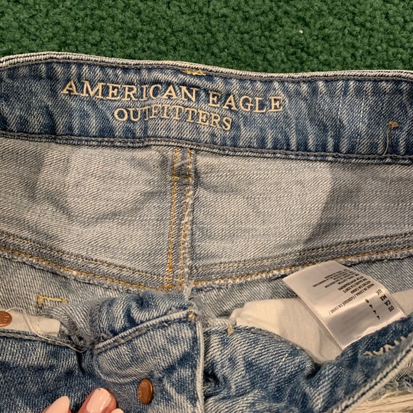 AE distressed shorts - Picture 3 of 6